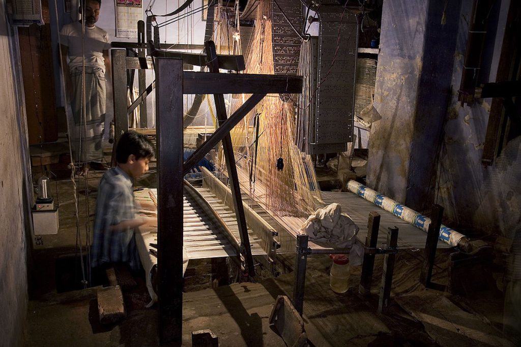 © Jorge Royan / http://www.royan.com.ar - Varanasi's Rich Cultural Tapestry 