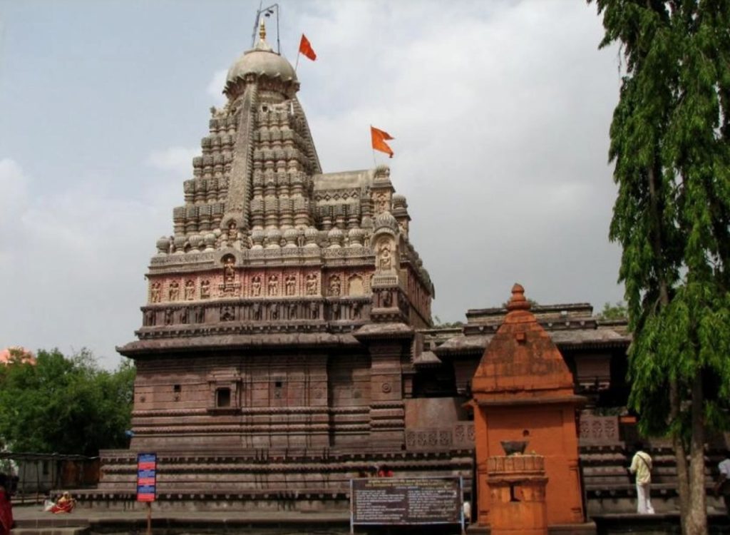 Yashsawji, CC BY-SA 4.0 <https://creativecommons.org/licenses/by-sa/4.0>, via Wikimedia Commons - Jyotirlinga