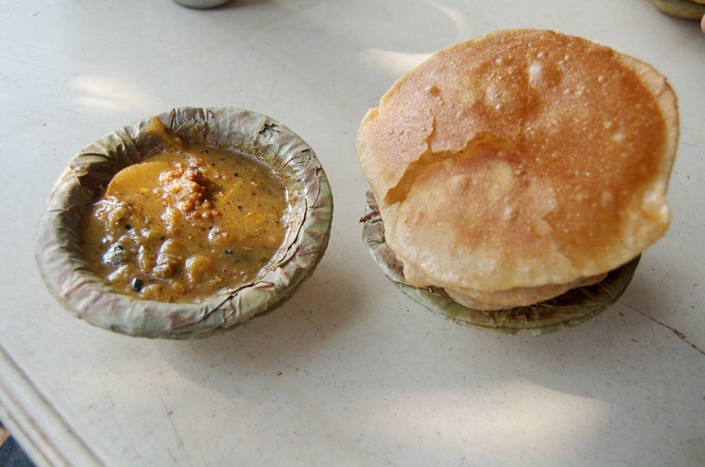 ampersandyslexia, CC BY-SA 2.0 <https://creativecommons.org/licenses/by-sa/2.0>, via Wikimedia Commons - Varanasi Food Odyssey